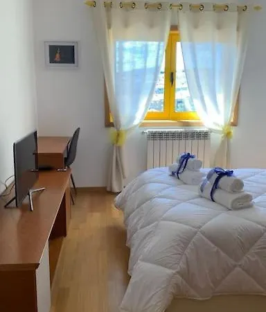 Hollywood Apartment Bragança Esterno foto