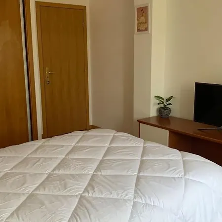 Hollywood Apartment Bragança Esterno foto